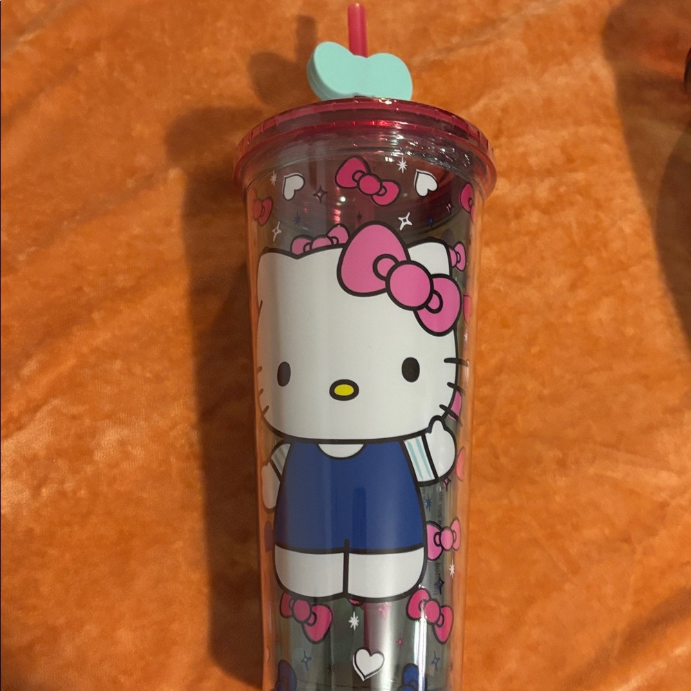 Hello Kitty Tumbler with Straw